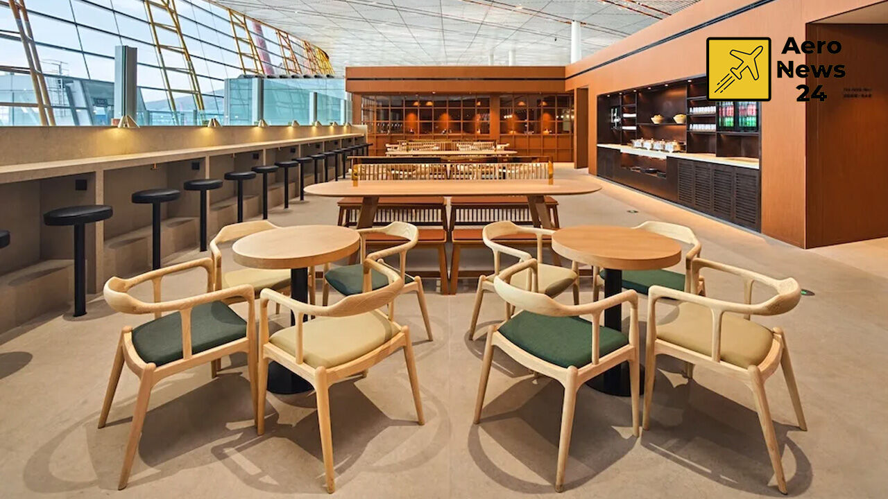 Cathay Lounge 1
