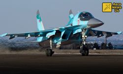 Su-34 savaş uçakları Ukrayna mevzilerini akıllı bombayla vurdu