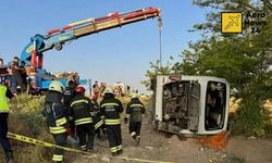 Bayramın İlk Gününde Feci Kaza: Otobüs Devrildi, 1 Kişi Hayatını Kaybetti, 26 Yaralı