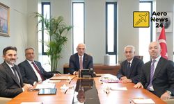 Bakan Ersoy, THY yönetimiyle turizm ve ulaşım ağını görüştü