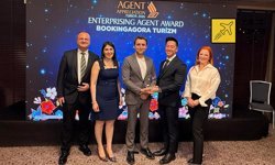BookingAgora’ya Singapore Airlines’tan “Enterprising Agent” Ödülü