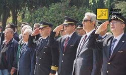 Hava şehitleri Edirnekapı Şehitliği’nde anıldı