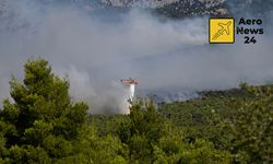 Yunanistan'da yangın söndürme helikopterleri havada çarpıştı