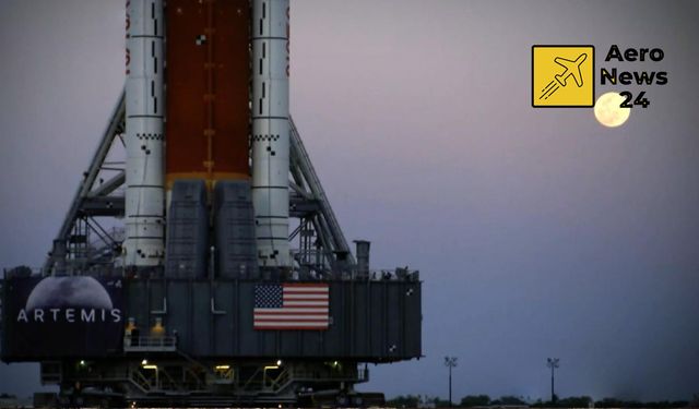 NASA'nın dev roketi Ay yolculuğu için hazırlıyor