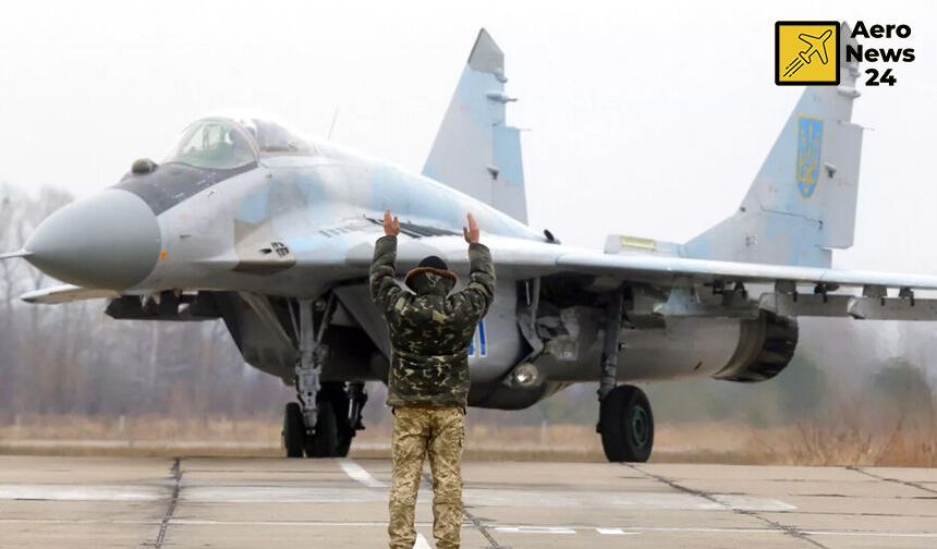 Ukrayna'ya ait MiG-29 savaş uçağı görev sırasında düştü