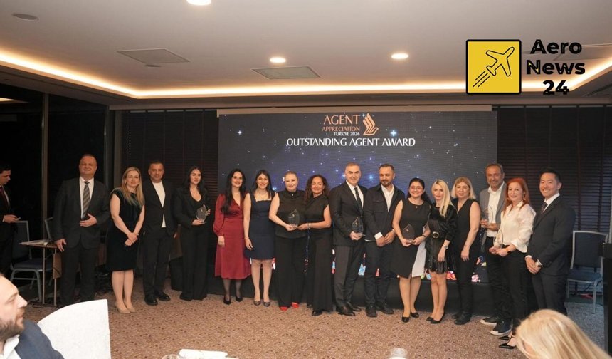 Singapore Airlines başarılı seyahat acenteleri için bir ödül gecesi düzenledi